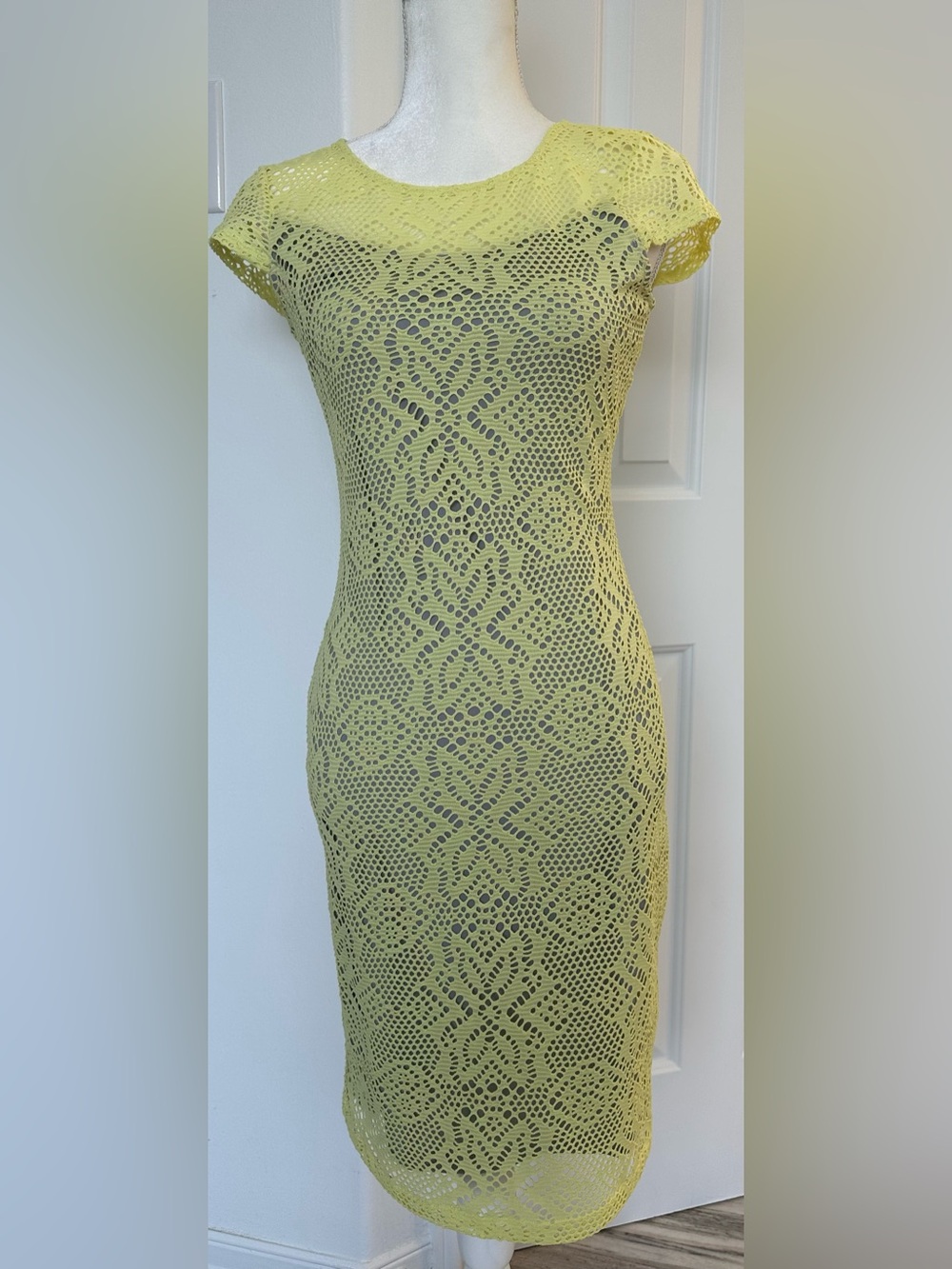 Marc New York Crochet Lace Cap Sleeve Dress - Yellow with Silver underlay